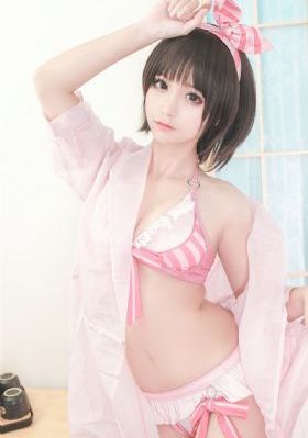在教室轮流澡到高潮